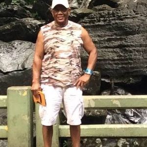 Meet your Posher, Robert